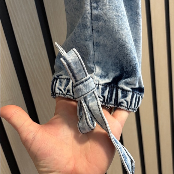 Stretchy Blue Women's Jeggings - Picture 3 of 6